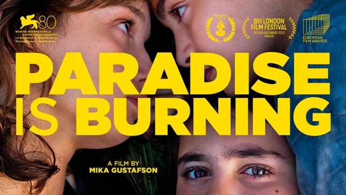 Crítica Paradise is Burning