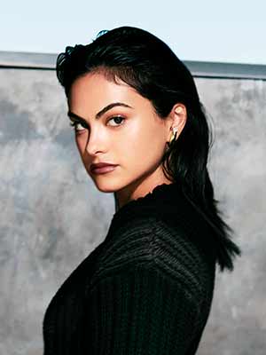 Camila Mendes en el reinicio de Sé lo que Hicisteis el Último Verano