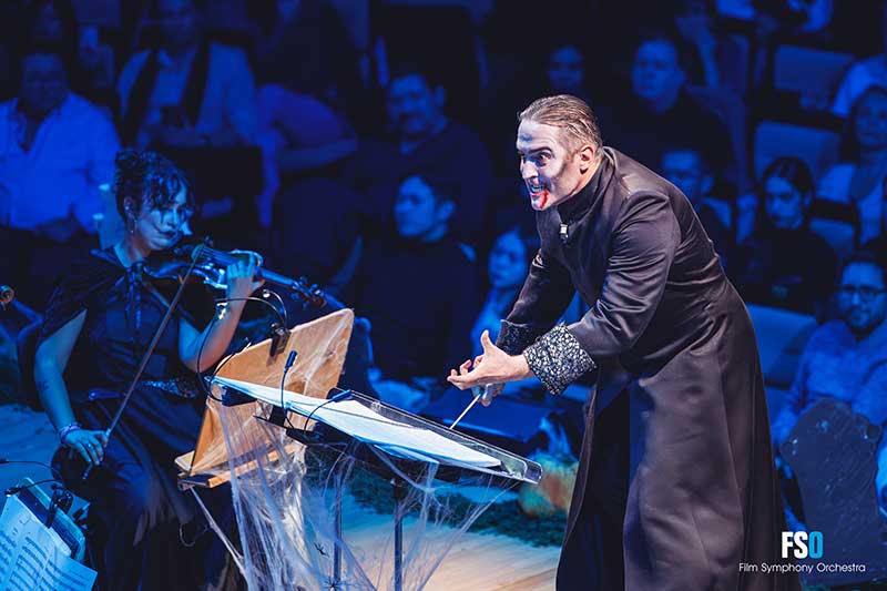 Constantino Martínez-Orts en el concierto Dracul de  Film Symphony Orchestra
