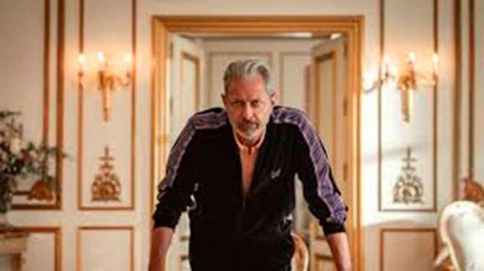 La serie Kaos cancelada, protagonizada por Jeff Goldblum