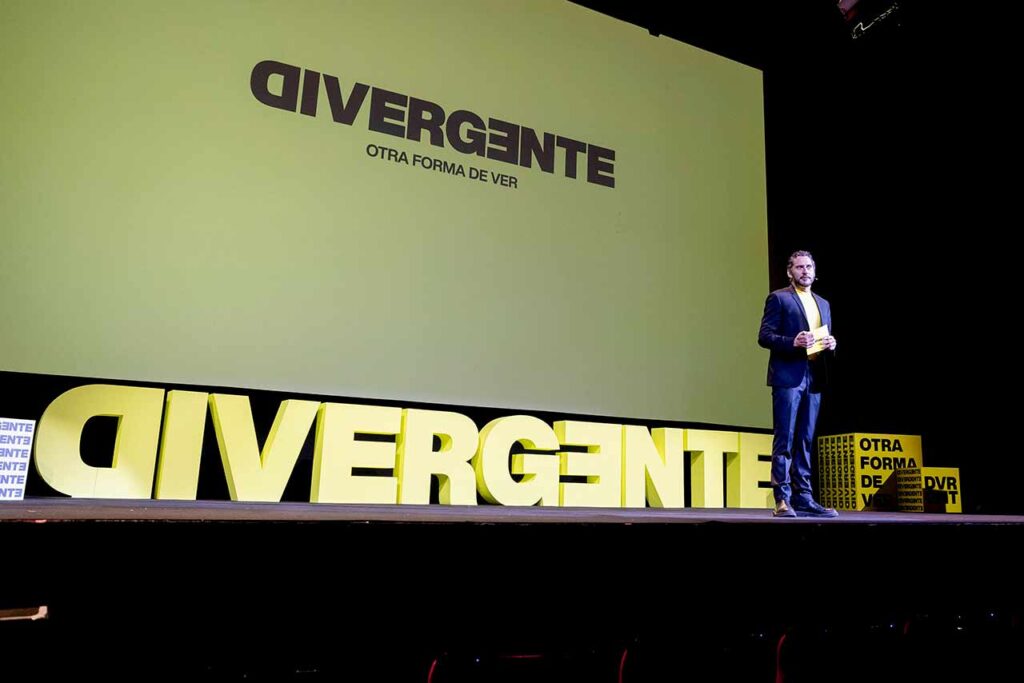 Estreno de DIVERGENTE en el cine Capitol en el corazón de Madrid