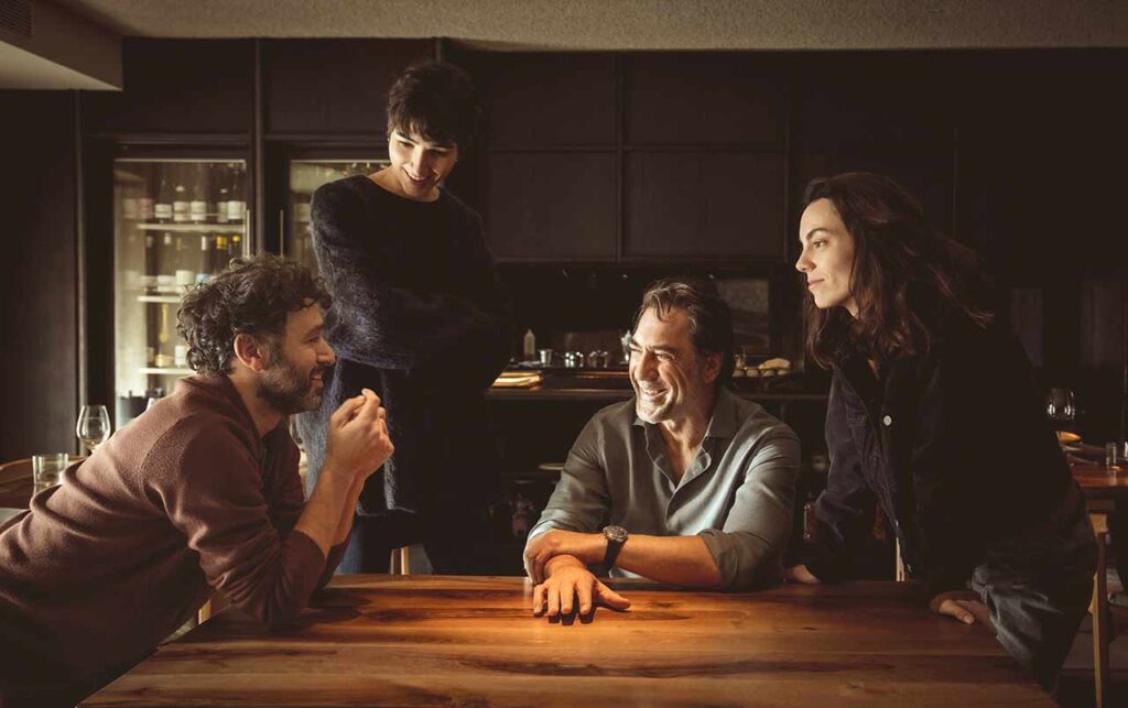 Rodrigo Sorogoyen, Javier Bardem y Victoria Luengo