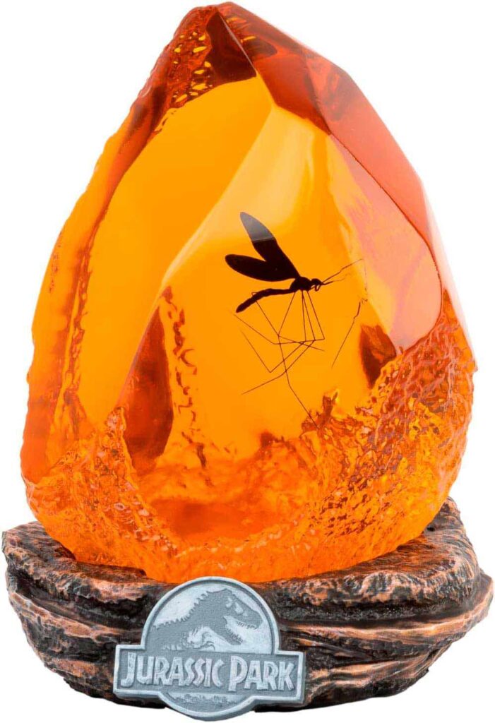 Crítica Jurassic World: El renacer ★★★ (2025) mejor que la anterior. 8 Lámpara Jurassic Park Amber
