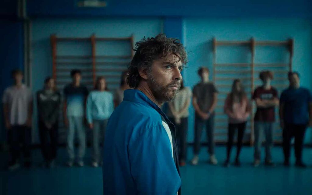 Crítica de La sonrisa del mal (2026) ★★★ Desconcertante y angustiosa película de terror. 1 Crítica de La sonrisa del mal