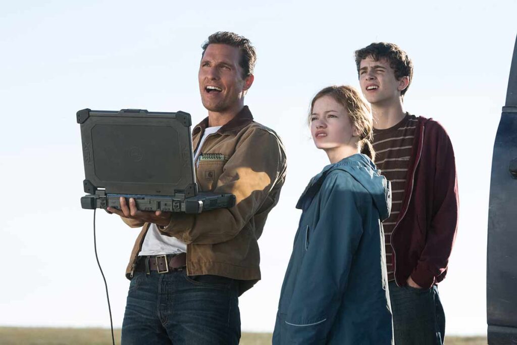 Timothée Chalamet: así ha construido una carrera de grandeza con 30 años 2 Matthew McConaughey, Mackenzie Foy y Timothée Chalamet en Interstellar