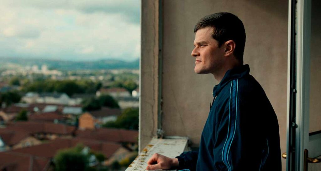 Crítica de Incontrolable (I Swear) (2026) ★★★★☆ Bonita y conmovedora cinta basada en una historia real. 2 Crítica de Incontrolable